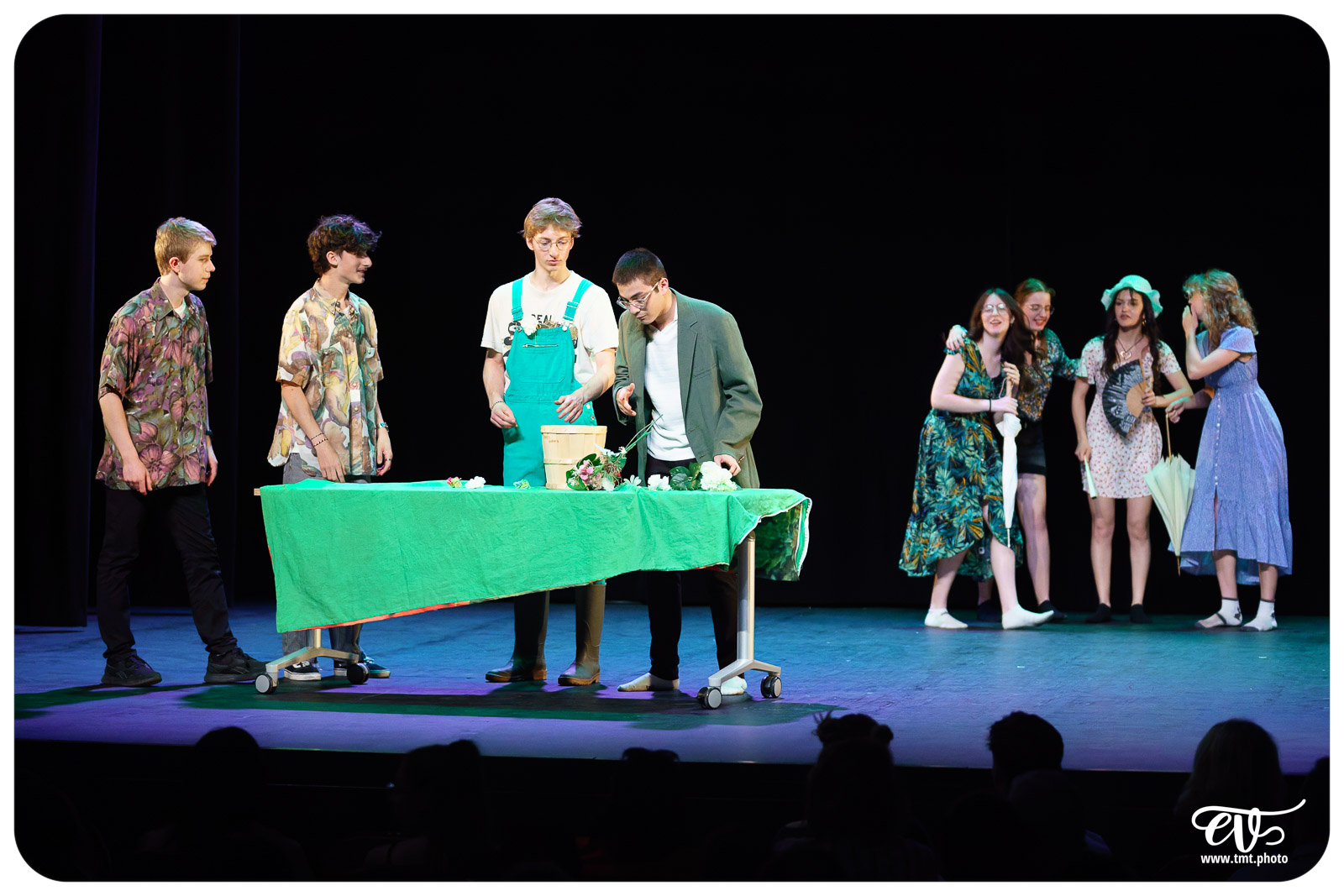 MAIS SONGEONS À RÉPÉTER S'IL VOUS PLAIT !